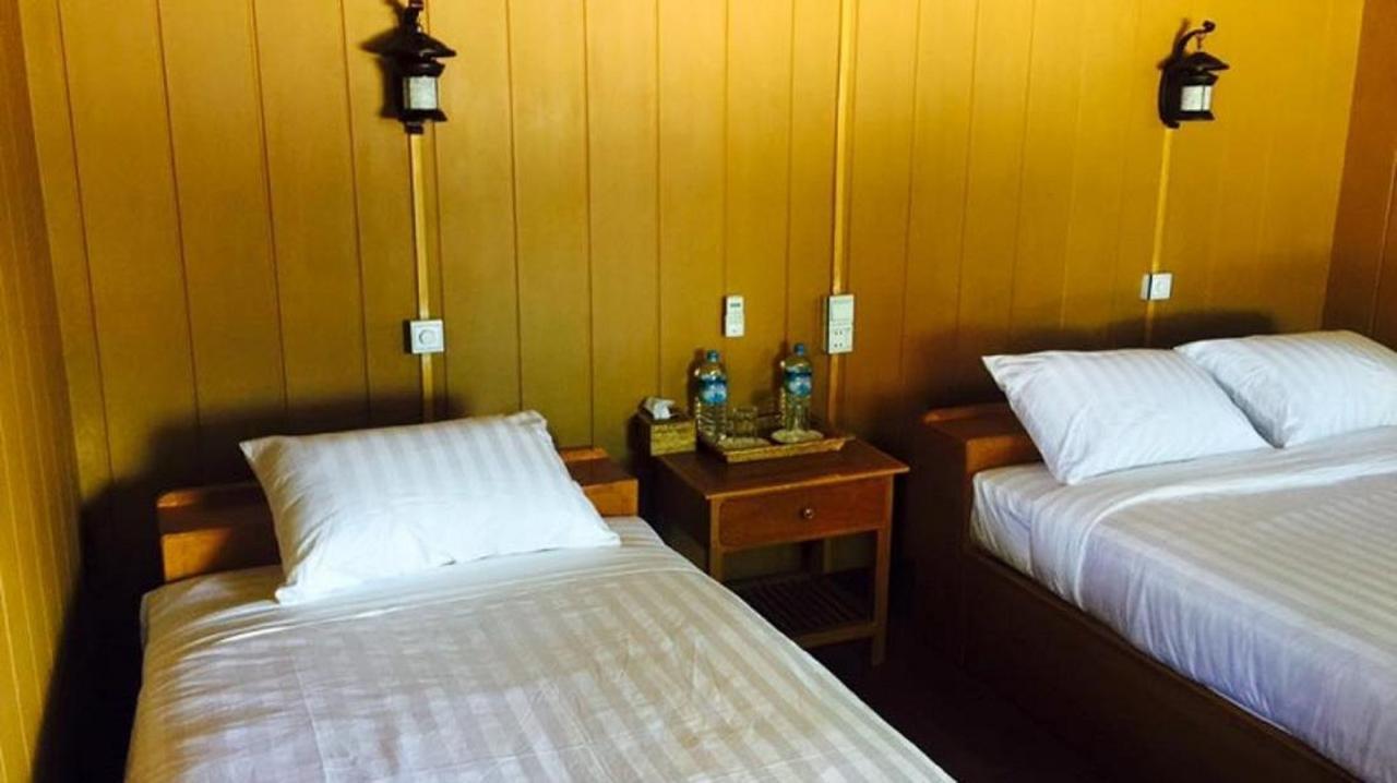 Golden Fish Motel Nyaung Shwe Exterior photo